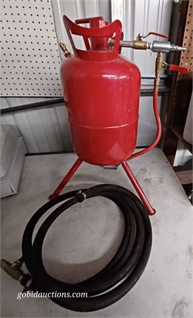 Sand blaster