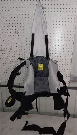 Baby carrier 👶