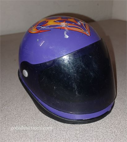 Bike helmet cigarettes ashtray 🚬