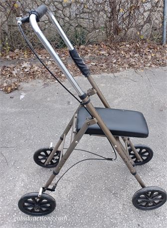 Knee scooter